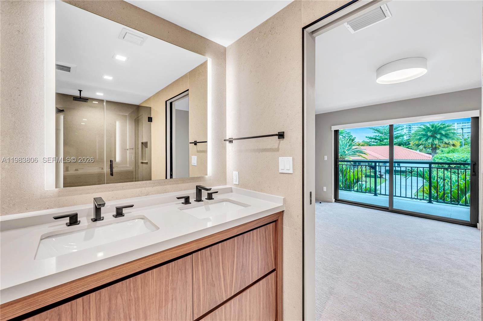 COLLONADE CONDO - Residential Lease