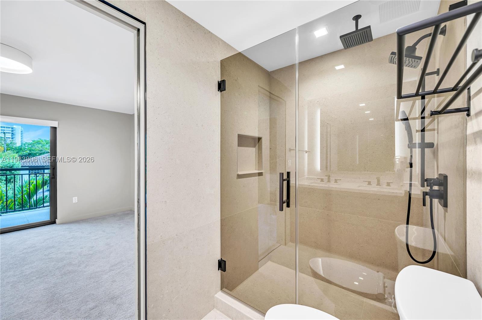 COLLONADE CONDO - Residential Lease