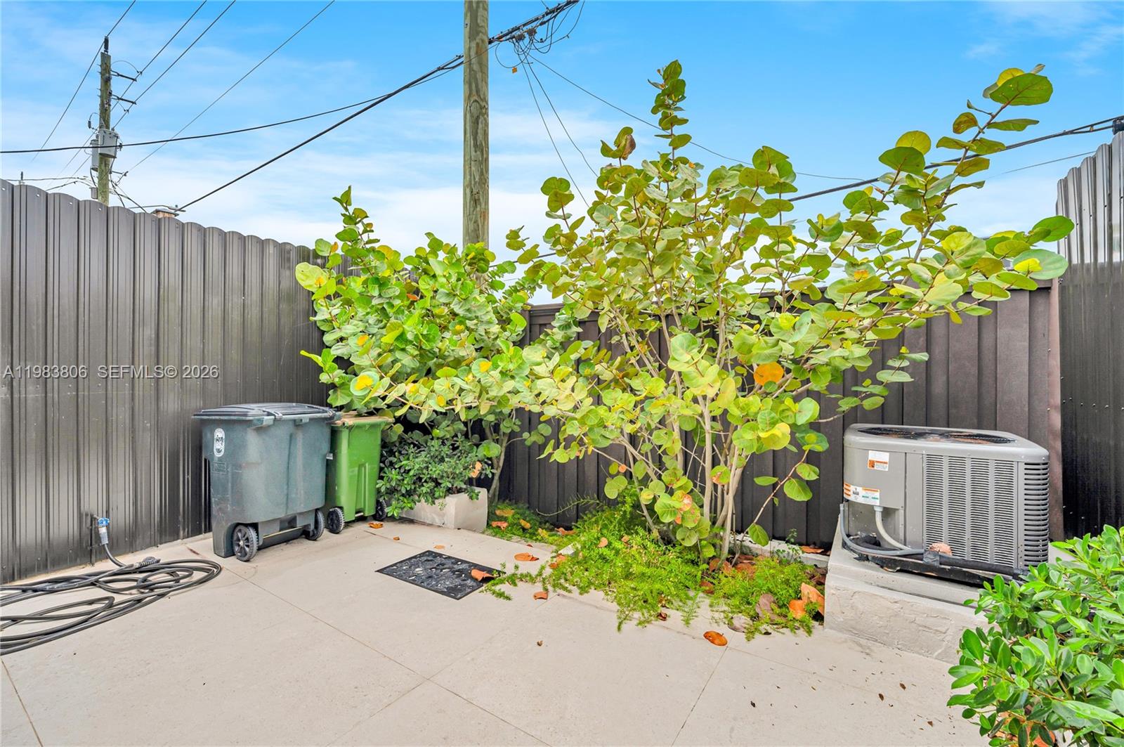 COLLONADE CONDO - Residential Lease