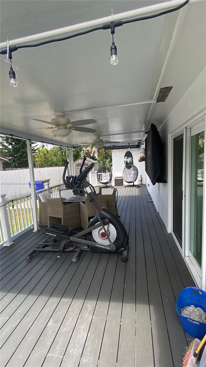 CORAL SPRINGS SUB NO 1 - Residential