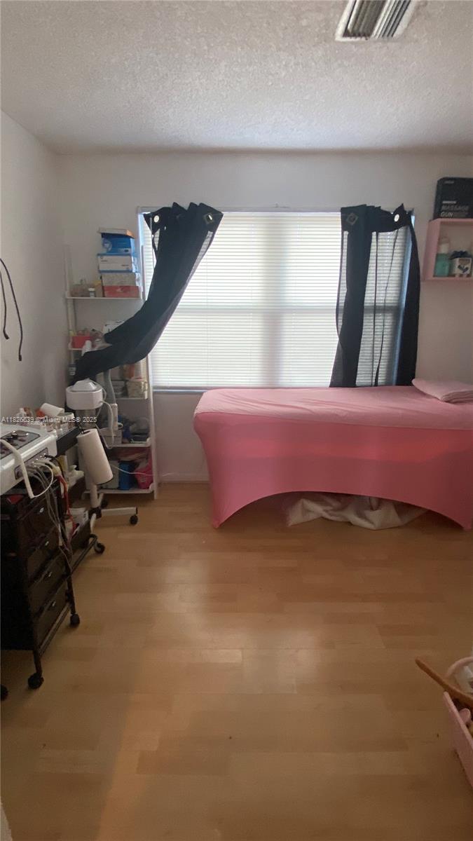 CORAL SPRINGS SUB NO 1 - Residential