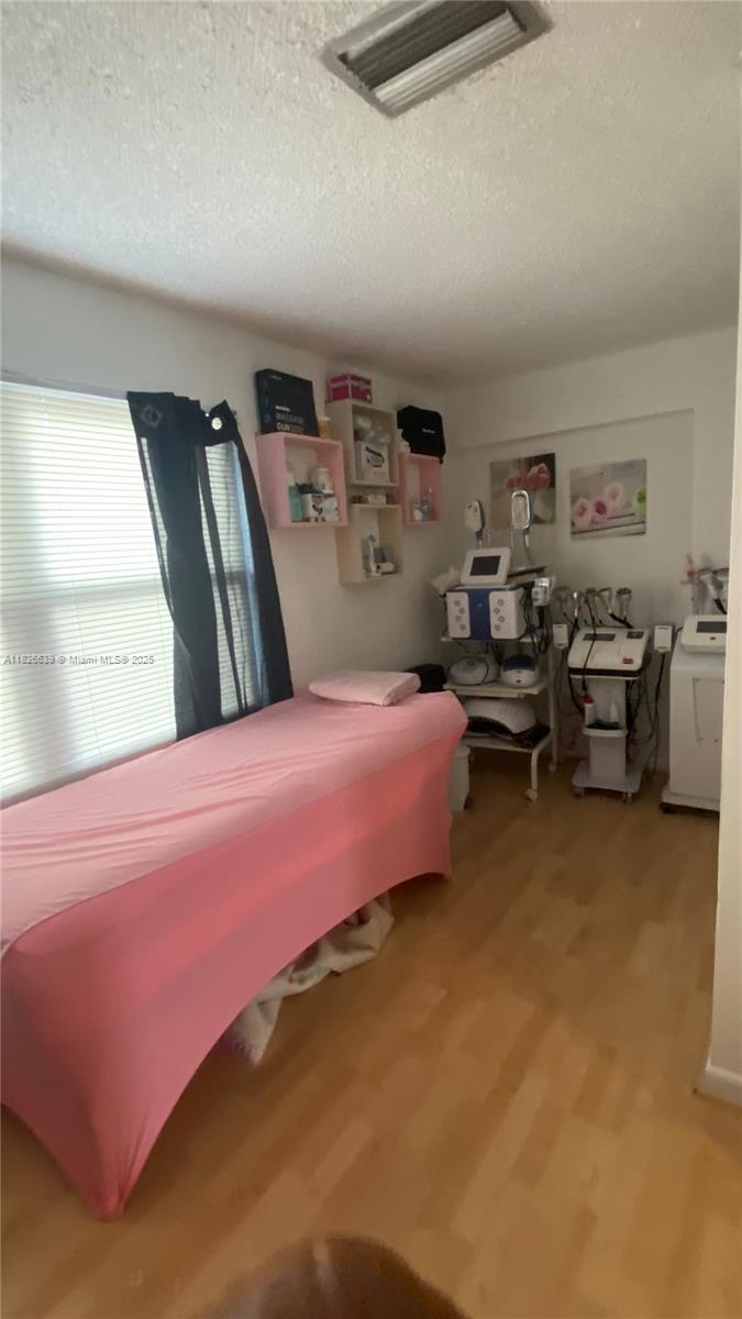 CORAL SPRINGS SUB NO 1 - Residential