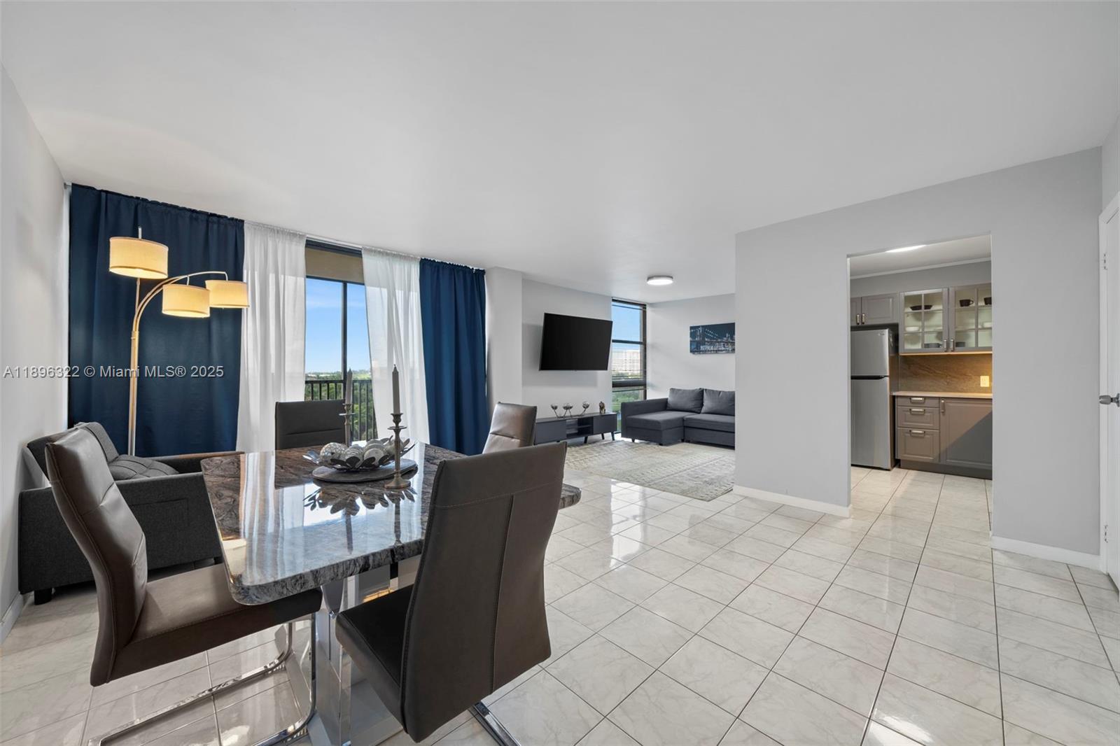 CORONADO CONDO- TOWER II - Residential