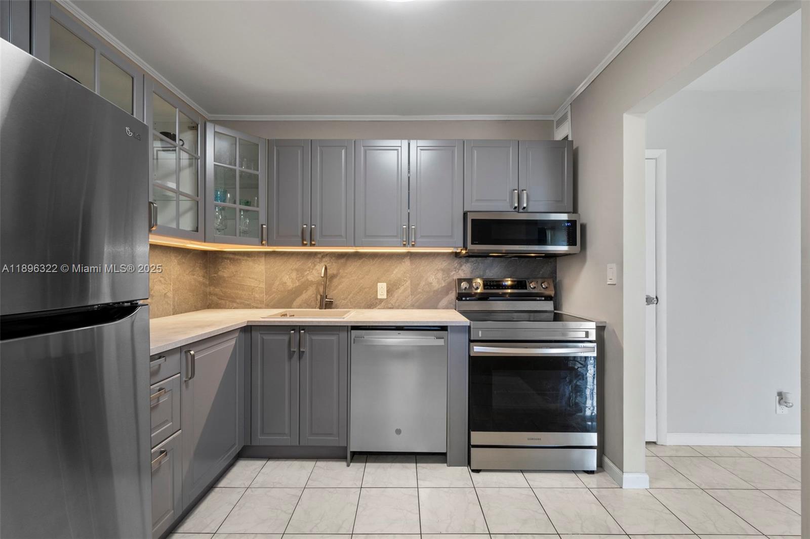 CORONADO CONDO- TOWER II - Residential