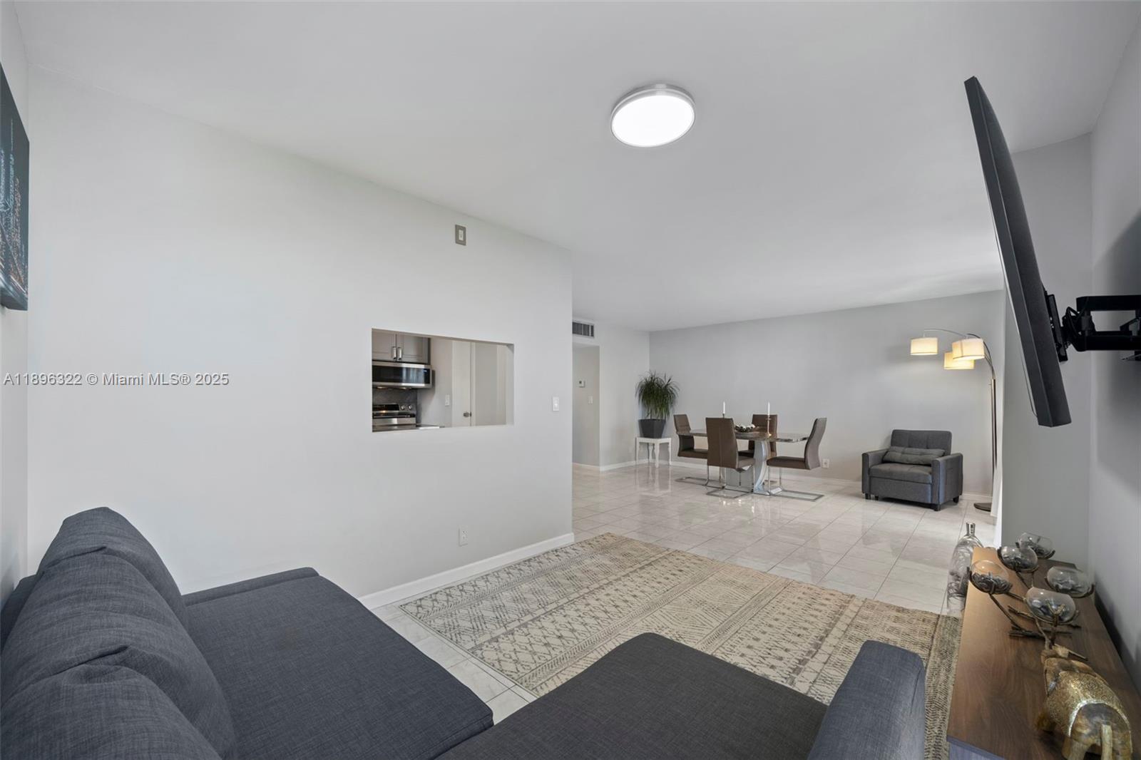 CORONADO CONDO- TOWER II - Residential