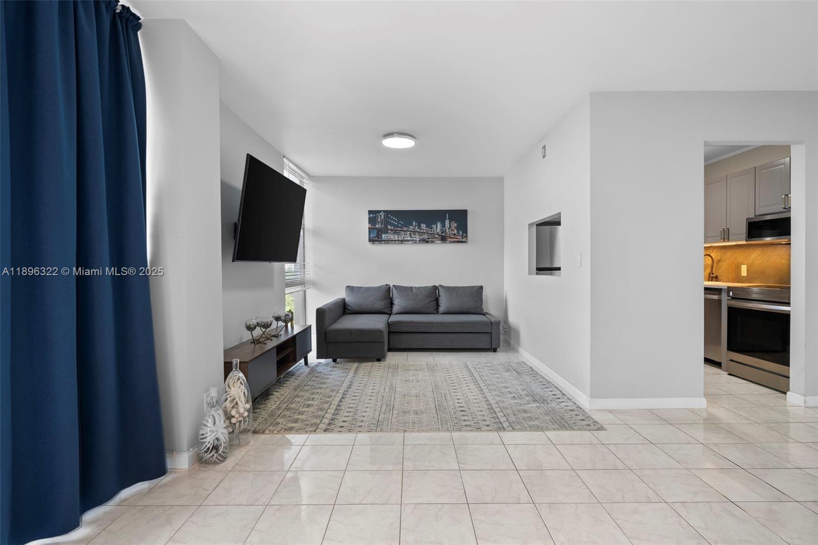 CORONADO CONDO- TOWER II - Residential