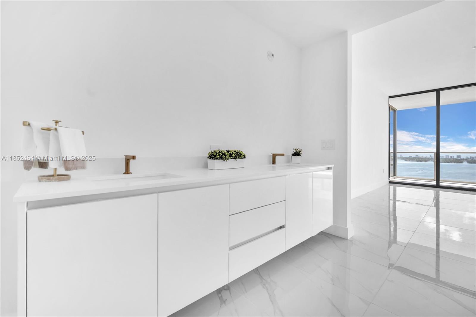 Aria Reserve South - Residential Lease