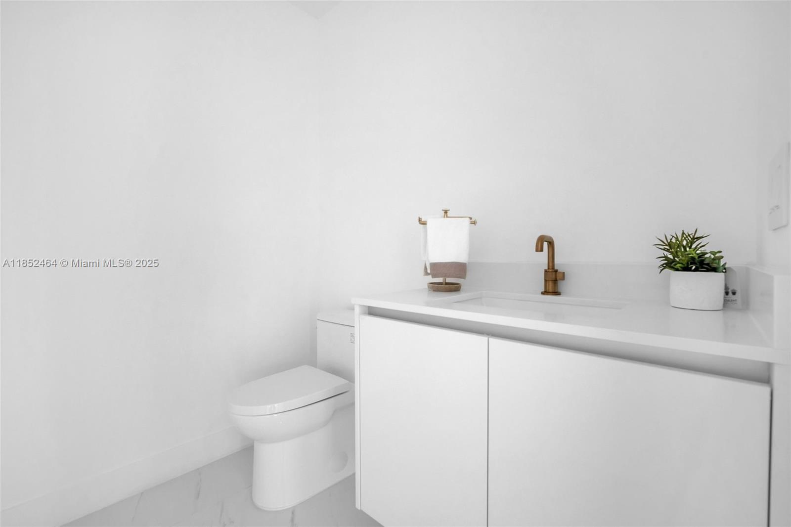 Aria Reserve South - Residential Lease