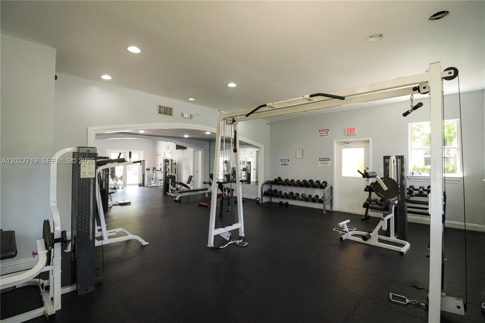 LAS VISTAS AT DORAL CONDO - Residential