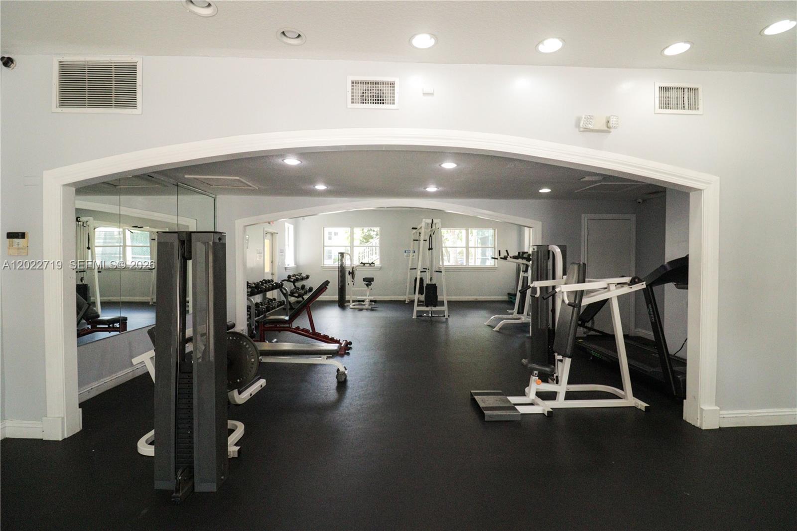 LAS VISTAS AT DORAL CONDO - Residential