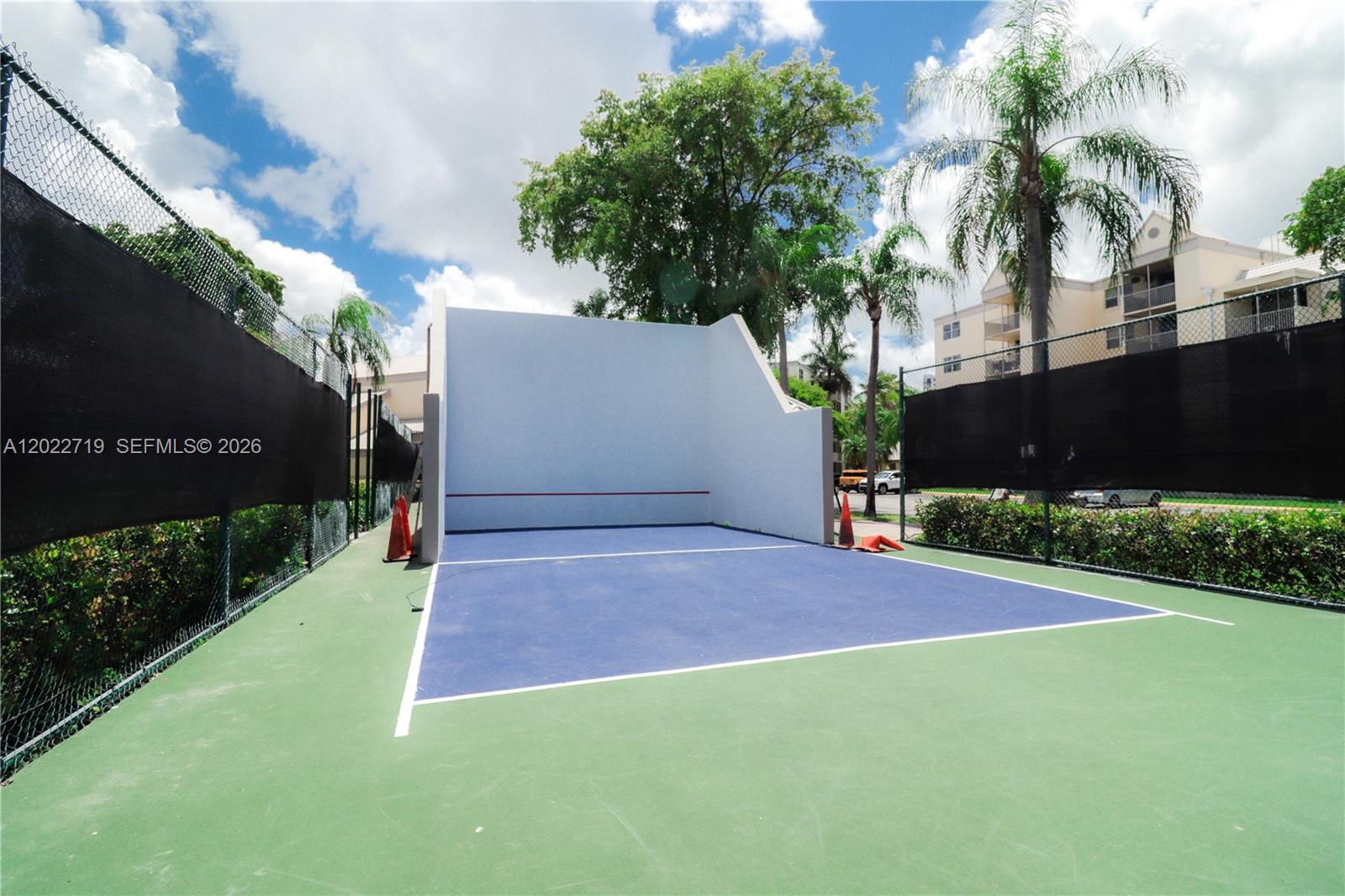 LAS VISTAS AT DORAL CONDO - Residential