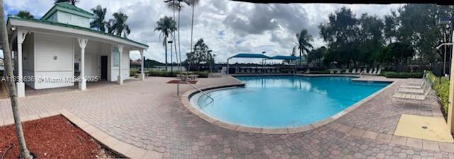 SILVER LAKES AT PEMBROKE - Residential