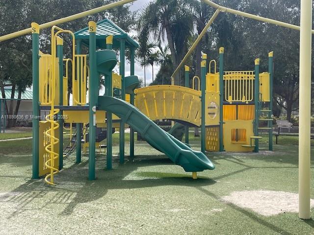 SILVER LAKES AT PEMBROKE - Residential