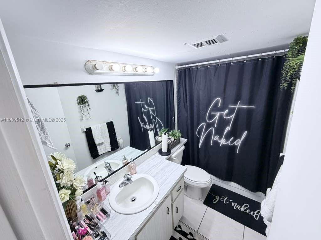 WINCAST ARMS NORTH CONDO - Residential