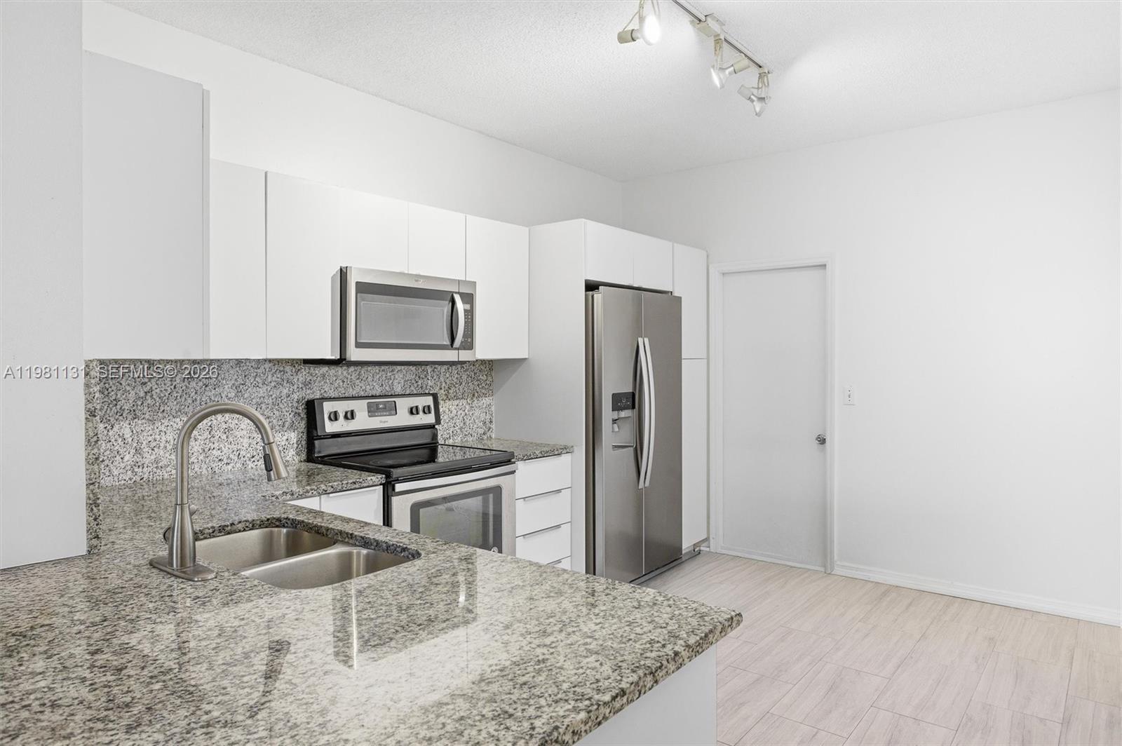 SECTORS 3 & 4 BOUNDARY PL - Residential