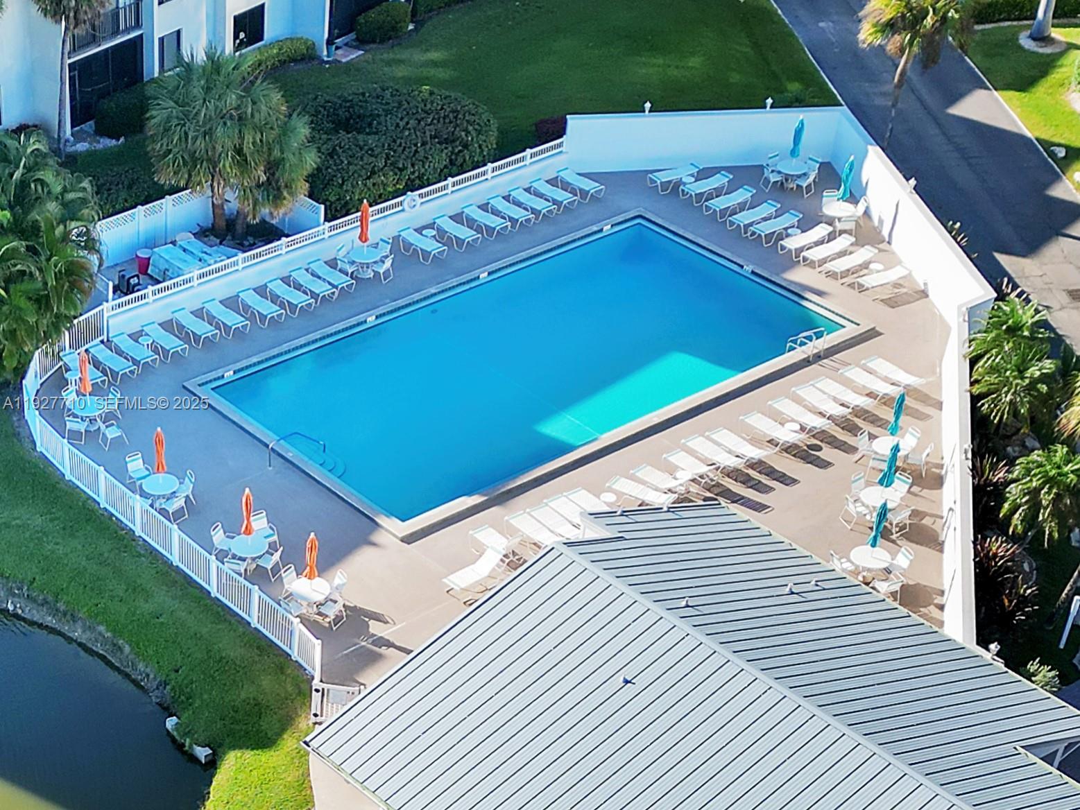 CATAMARAN L CONDOMINIUM - Residential