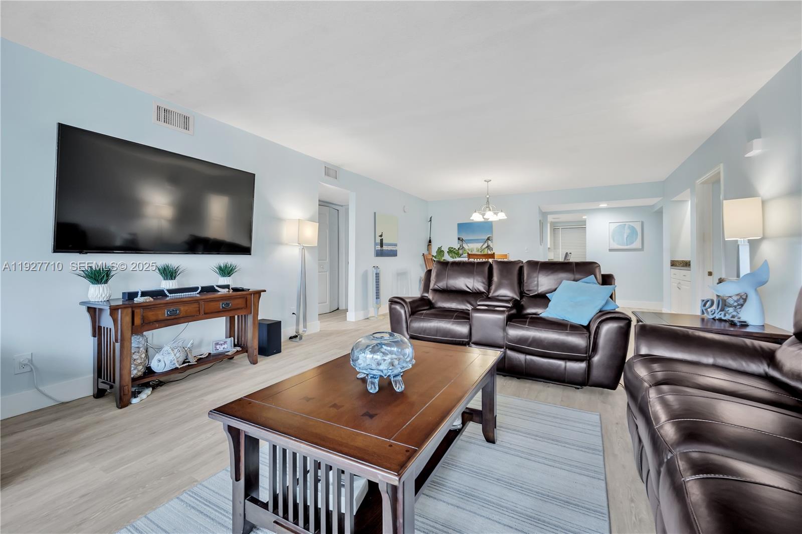 CATAMARAN L CONDOMINIUM - Residential