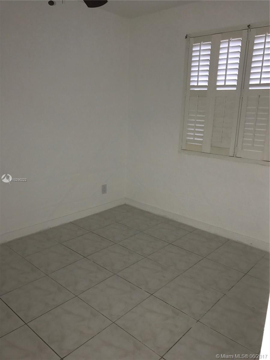CANAL GROVES CONDO - Residential Lease