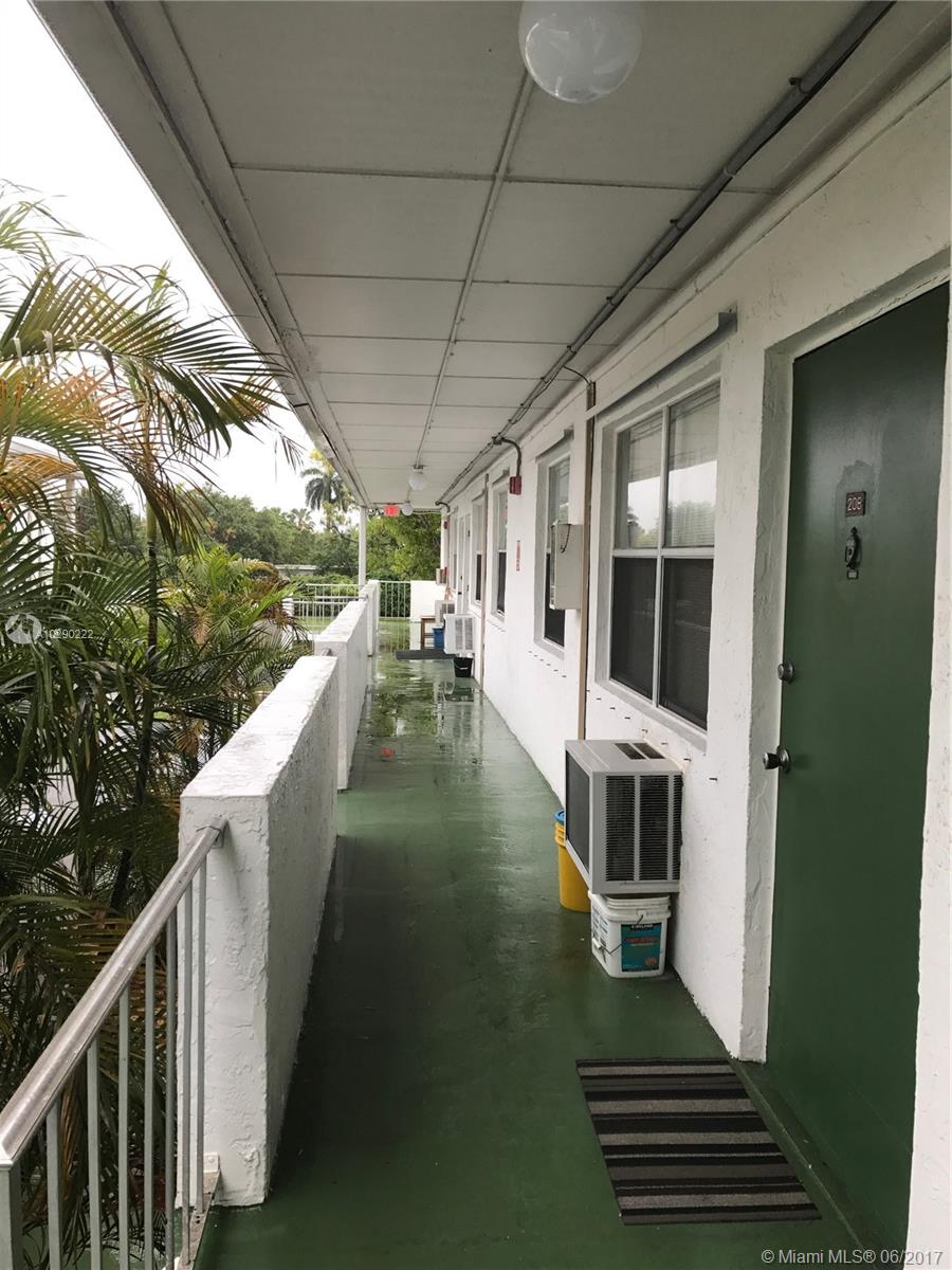 Cozy 1 bedroom condo located on the second floor, close to the airport area, downtown and the highways. The complex has a bbq area, community pool, laundry facilities and canal access.The water is included by the association. The kitchen and the appliances are almost new. Tile through the unit and updated bathrooms. no pets are allowed. 1 parking assigned