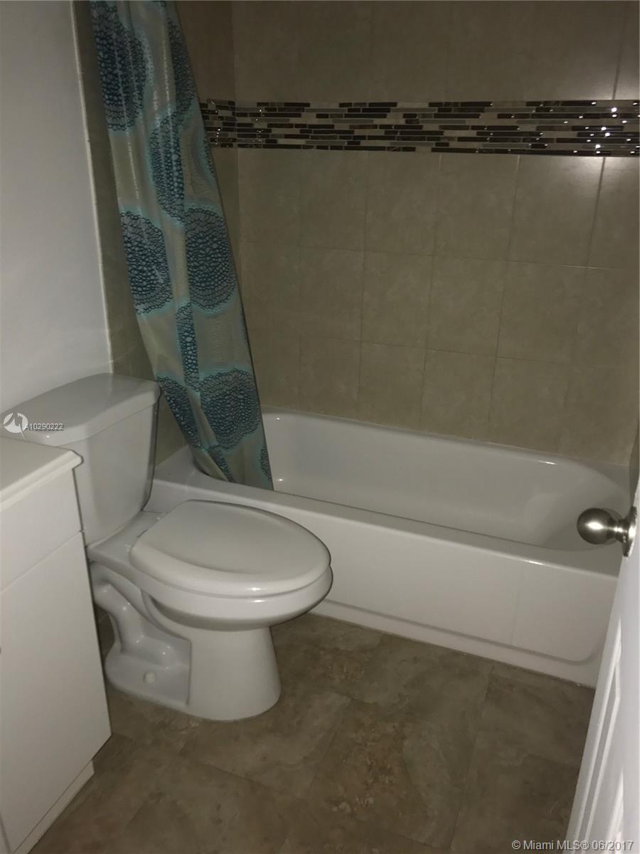 CANAL GROVES CONDO - Residential Lease