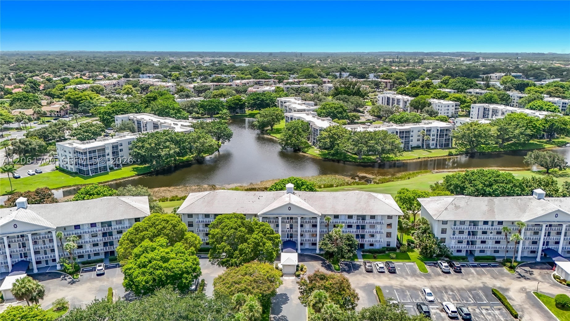 1713 Whitehall Dr 404, Davie FL 33324