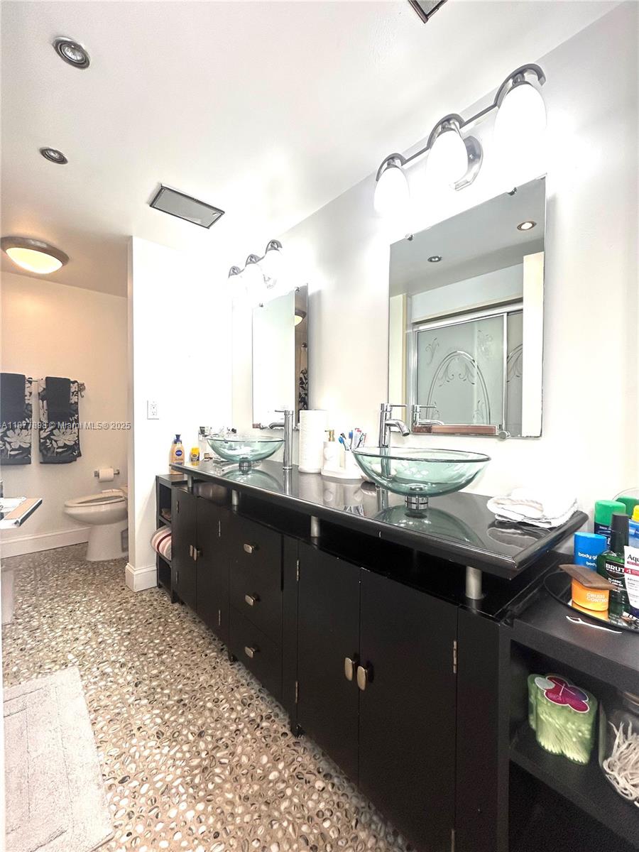 LAKEVIEW OF THE CALF CLUB - Residential