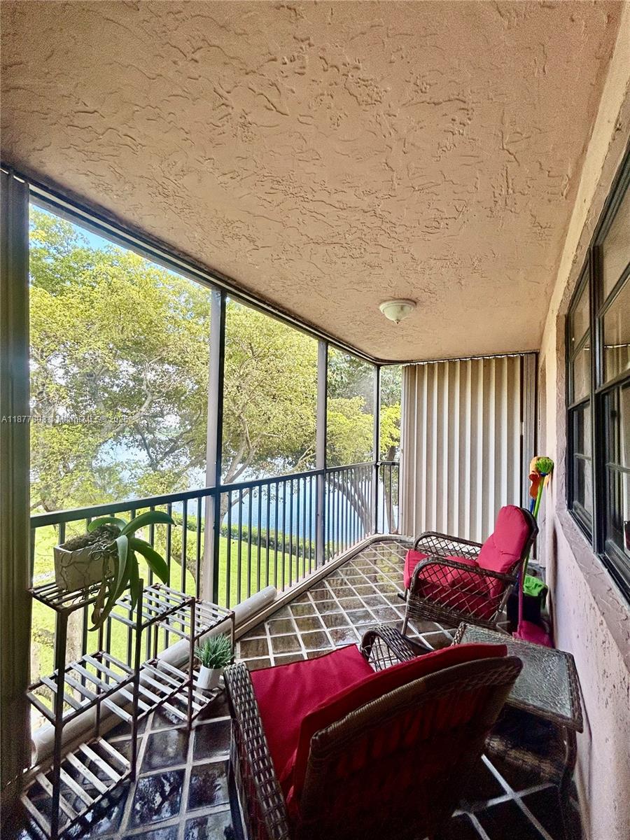 LAKEVIEW OF THE CALF CLUB - Residential