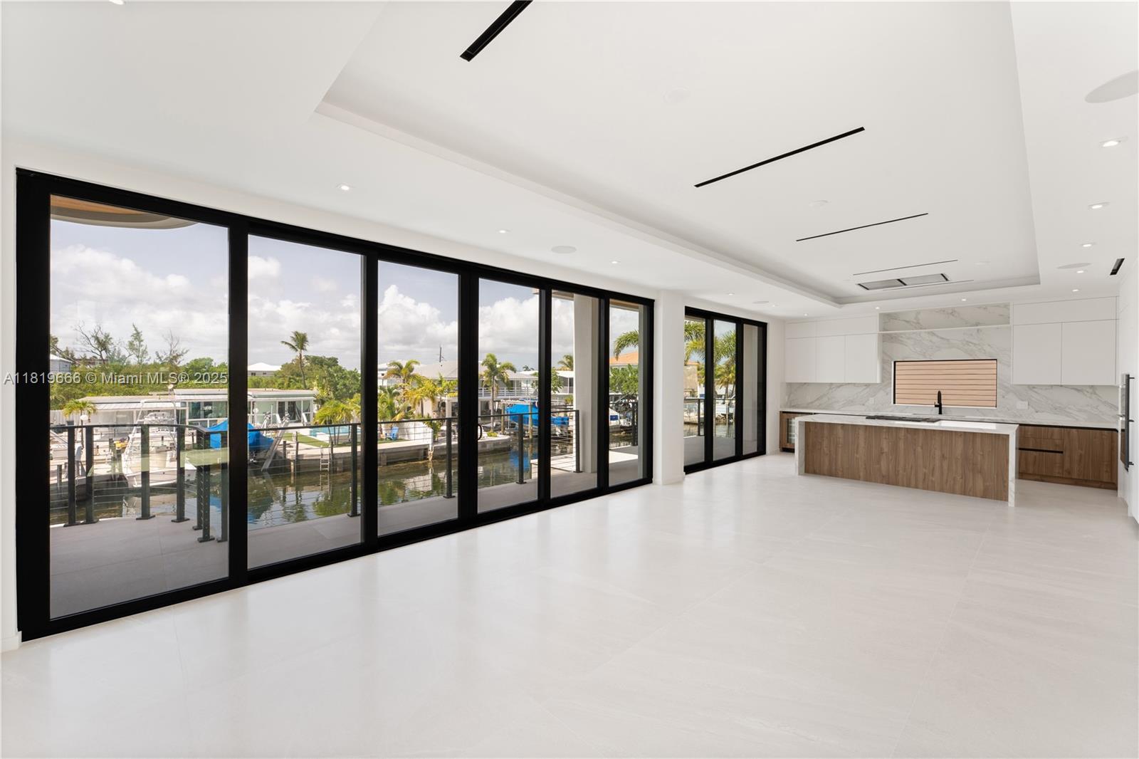 KEY LARGO BEACH ADD - Residential