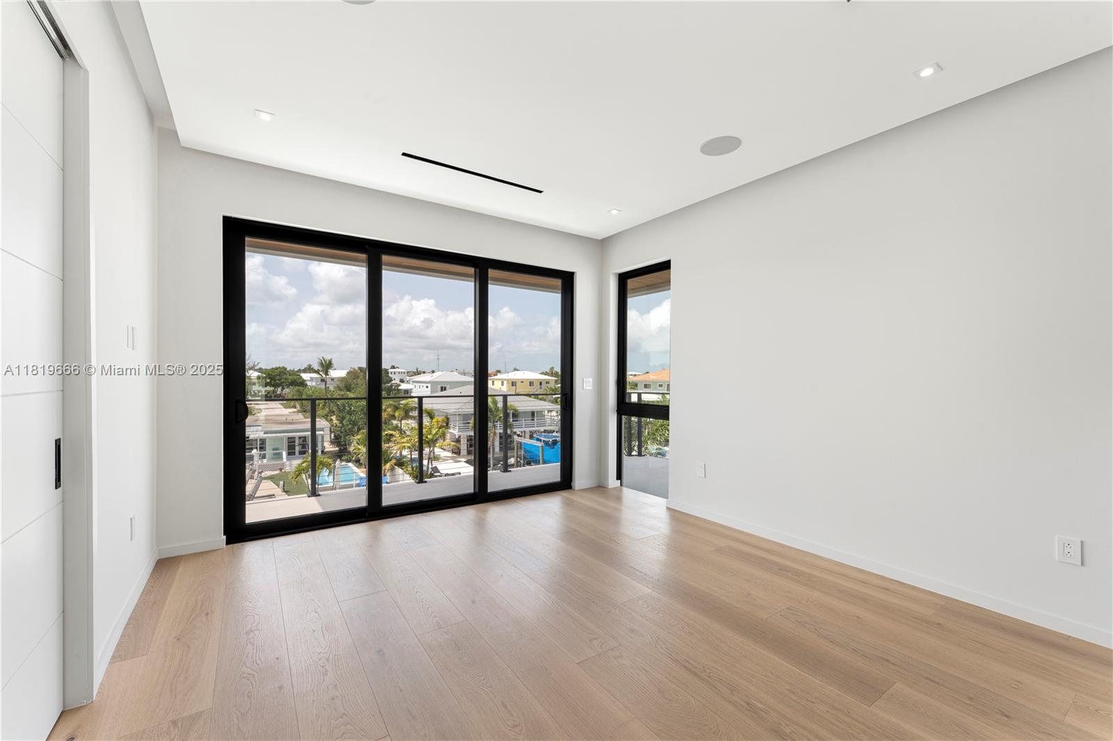 KEY LARGO BEACH ADD - Residential