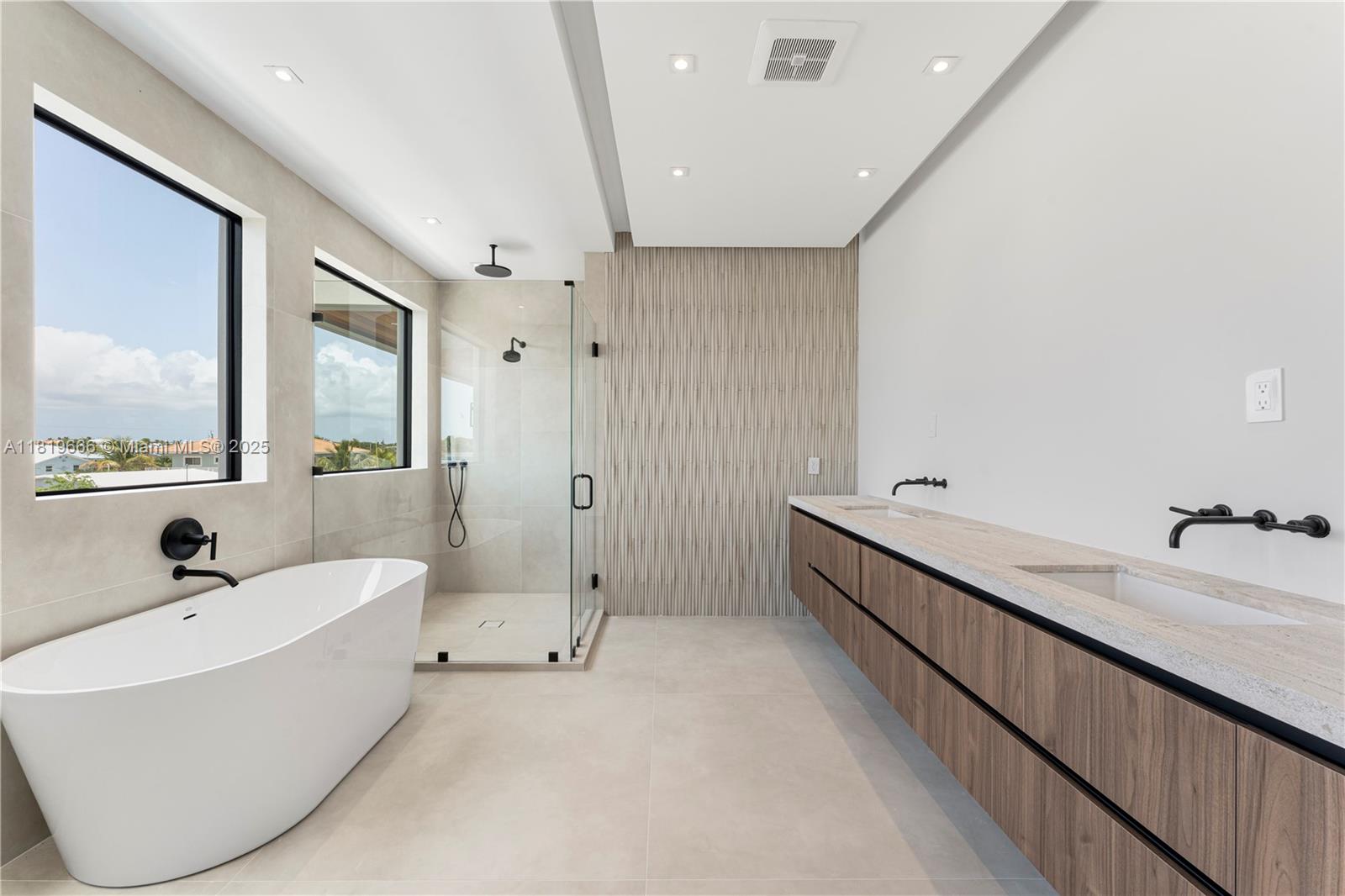 KEY LARGO BEACH ADD - Residential