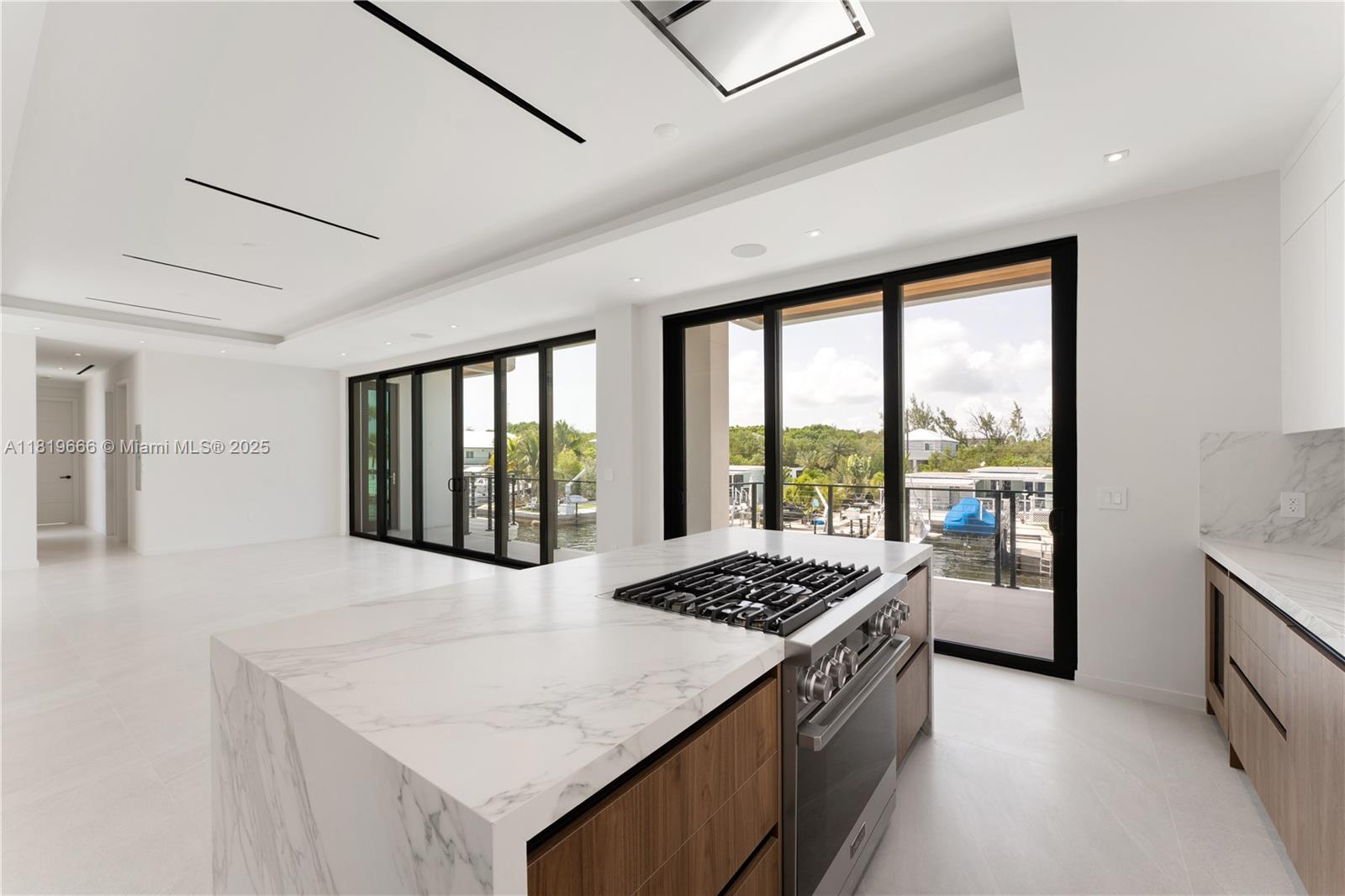 KEY LARGO BEACH ADD - Residential