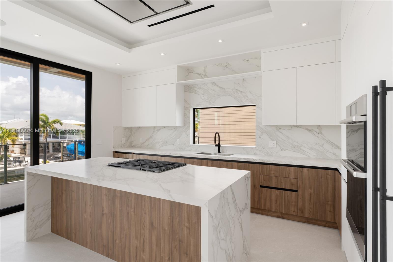 KEY LARGO BEACH ADD - Residential