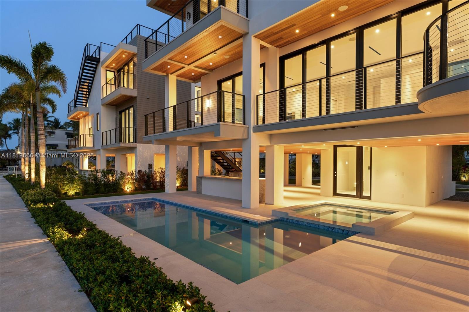 KEY LARGO BEACH ADD - Residential