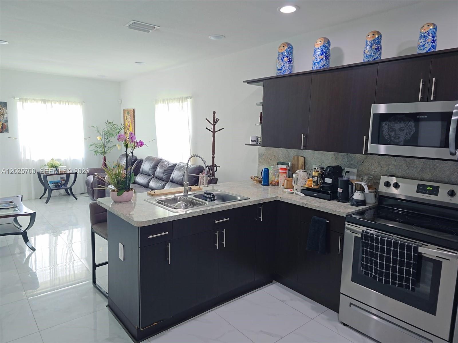 GLENWOOD HEIGHTS - Residential