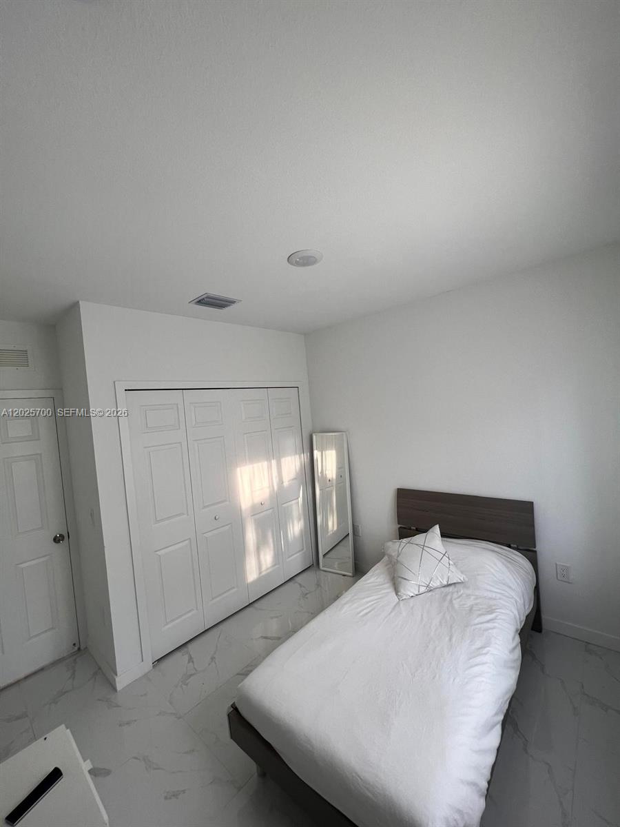 GLENWOOD HEIGHTS - Residential