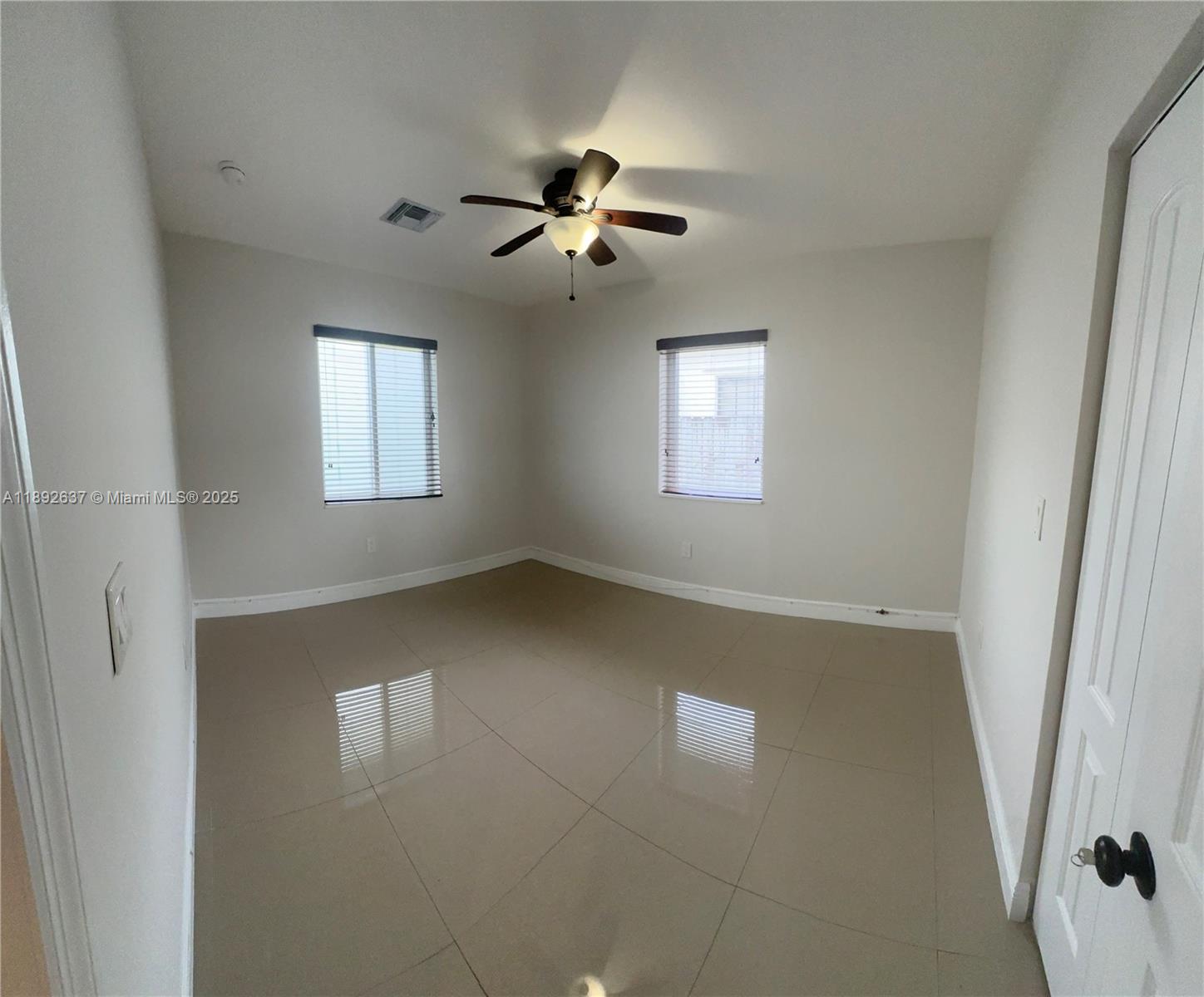 ISLE OF NORMANDY MIAMI VI - Residential Lease