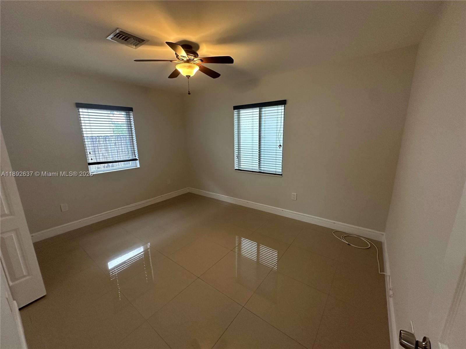 ISLE OF NORMANDY MIAMI VI - Residential Lease