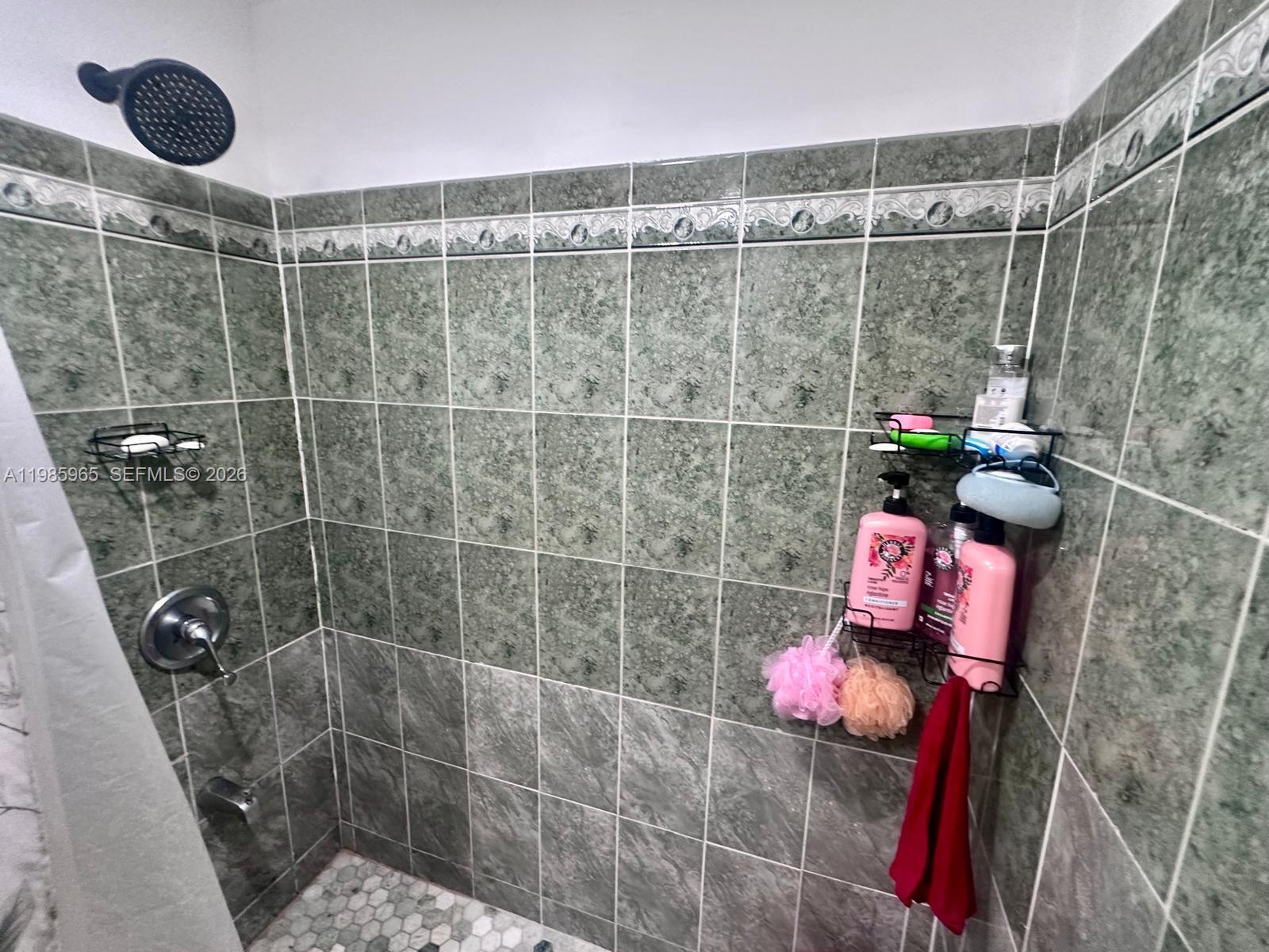 SANDERLING APTS CONDO - Residential