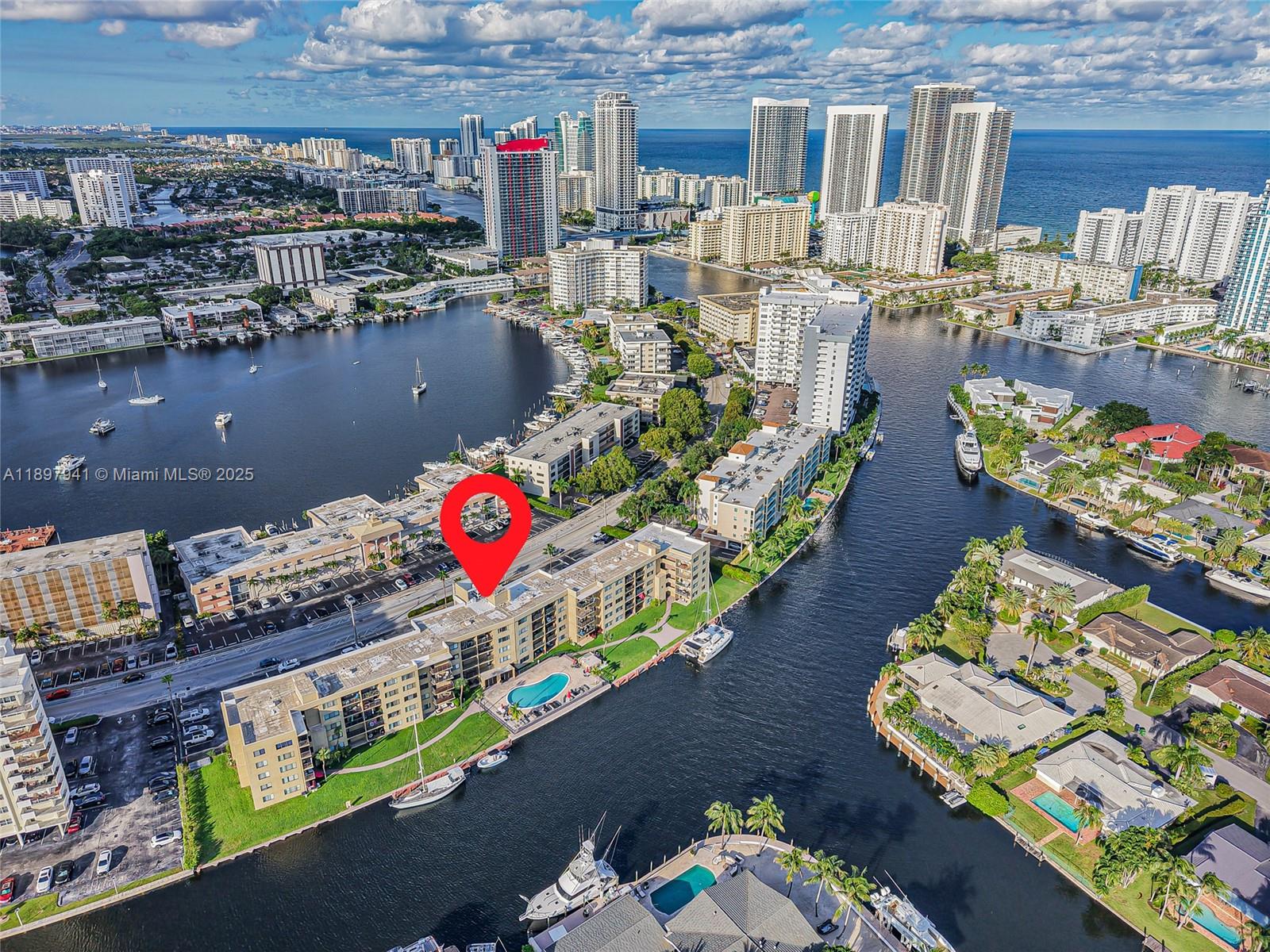 YACHT CLUB CONDO - Residential Lease