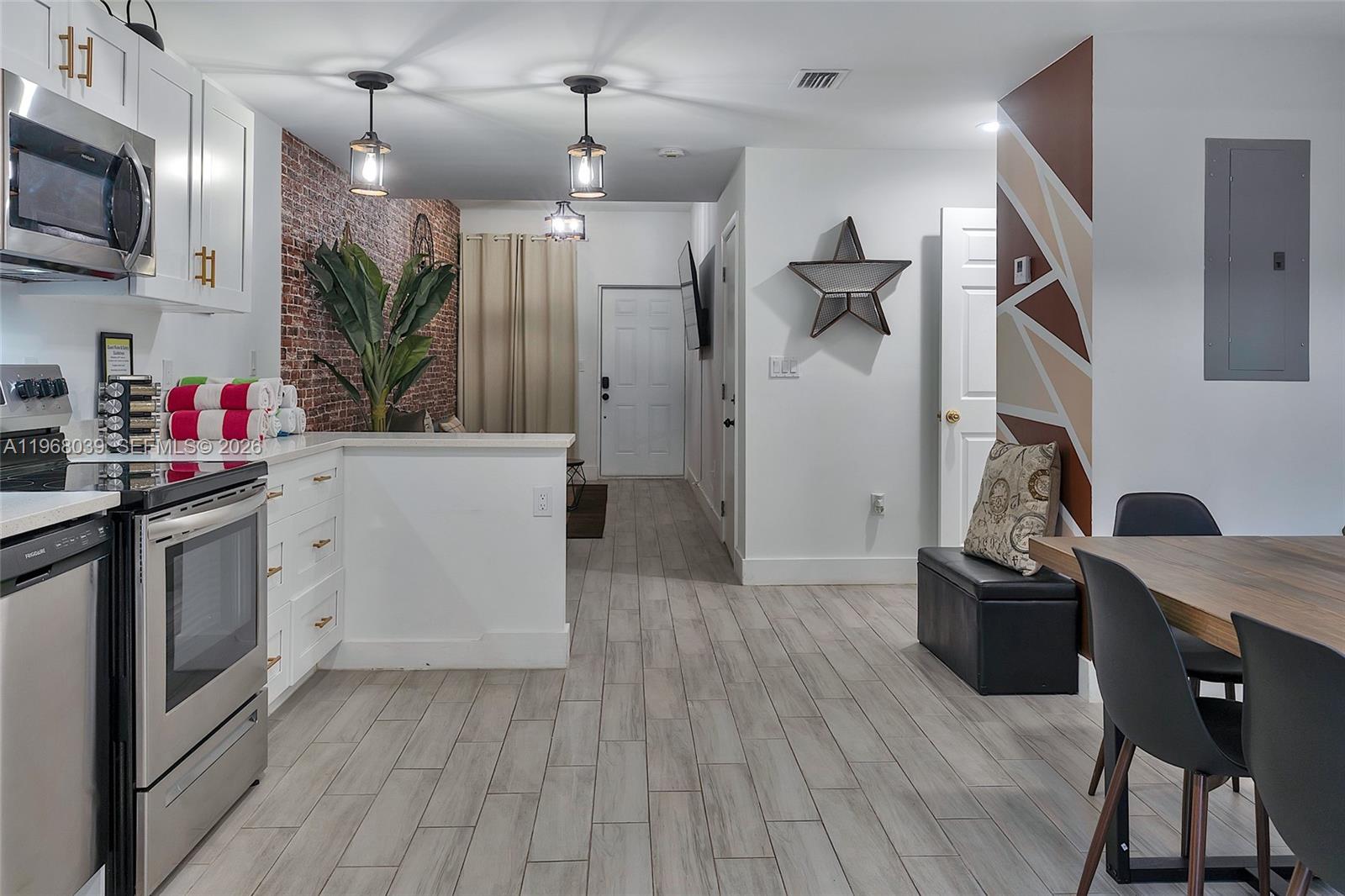 BUENA VISTA - Residential Income