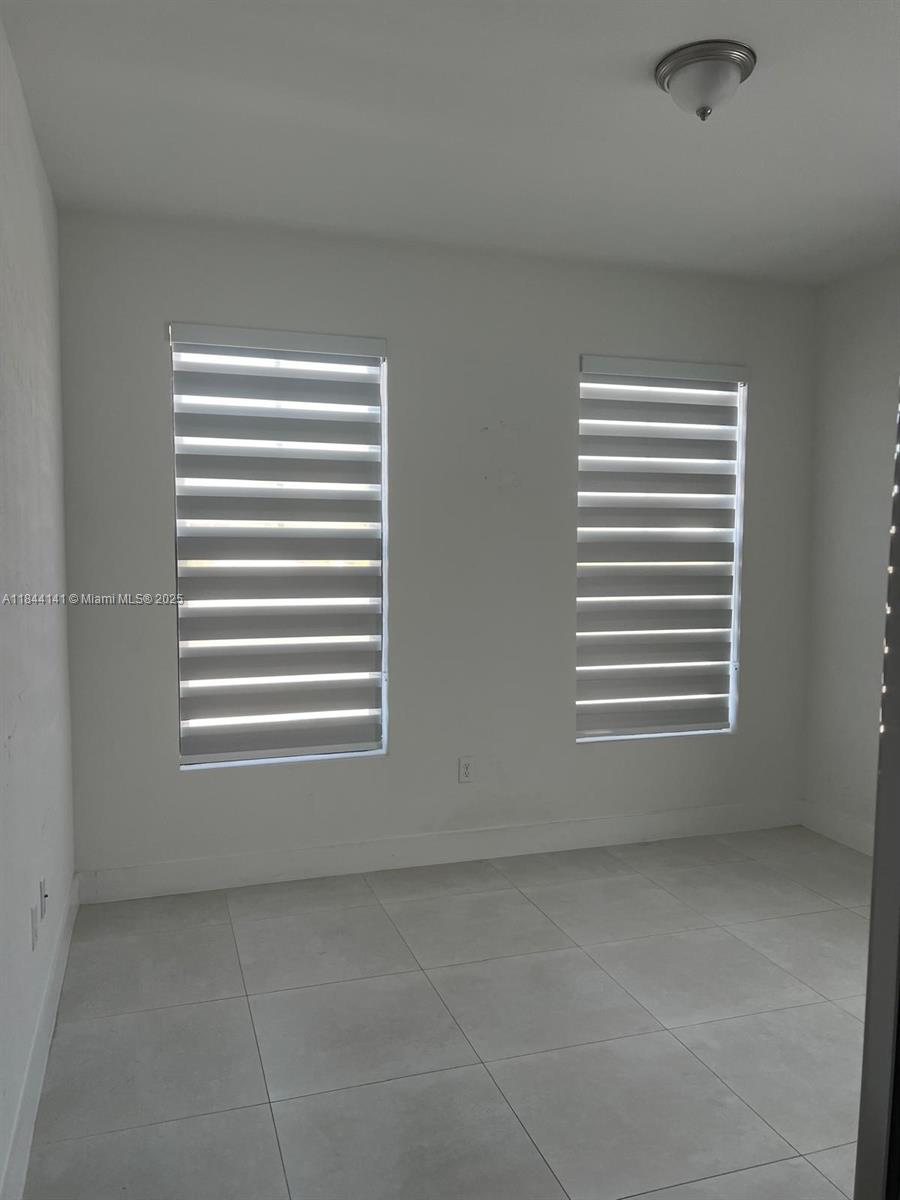 1840 SW 144th Ave Apt