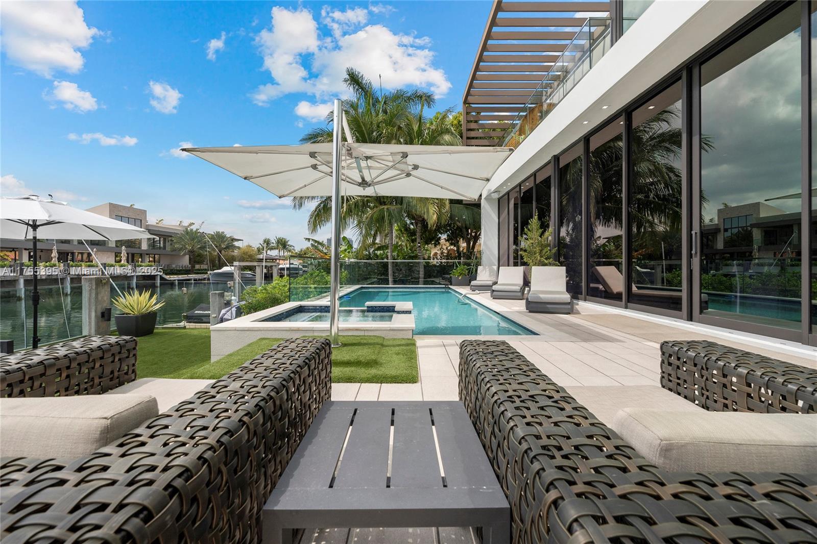 EASTERN SHORES 1ST ADDN - Residential