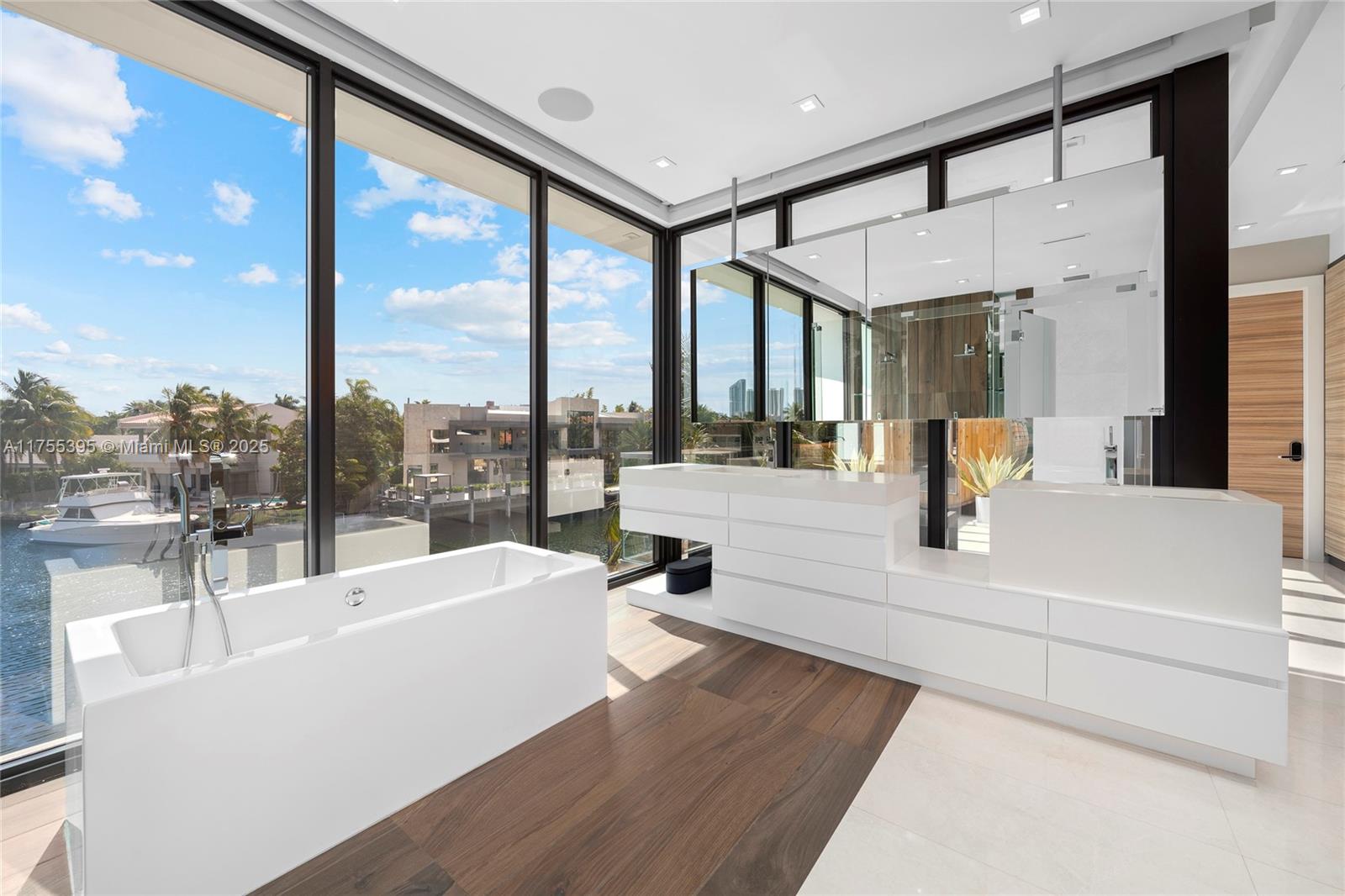 EASTERN SHORES 1ST ADDN - Residential