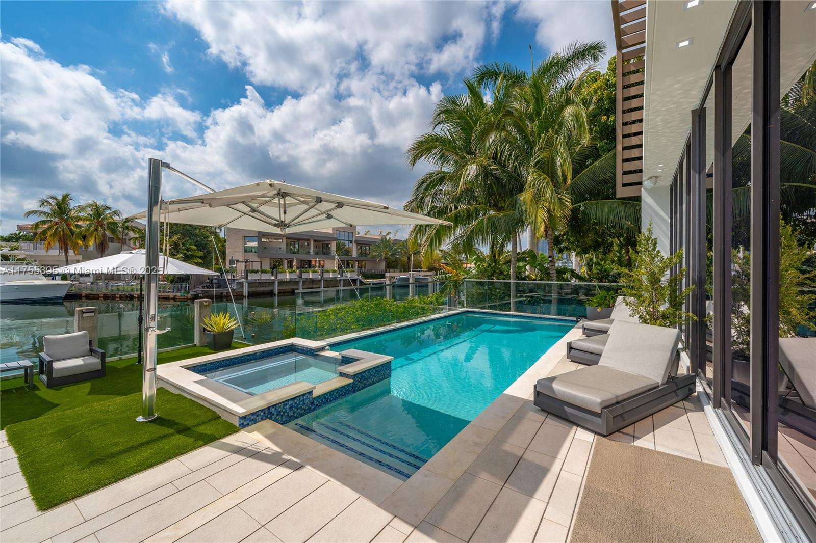 EASTERN SHORES 1ST ADDN - Residential