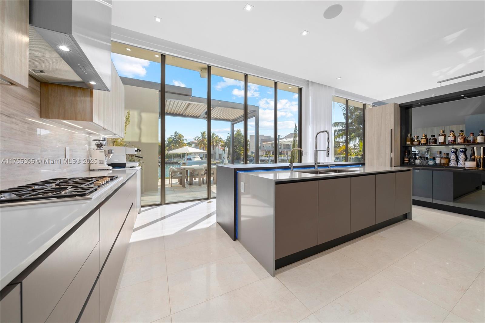 EASTERN SHORES 1ST ADDN - Residential