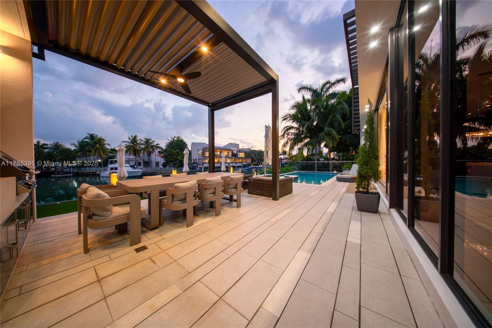 EASTERN SHORES 1ST ADDN - Residential