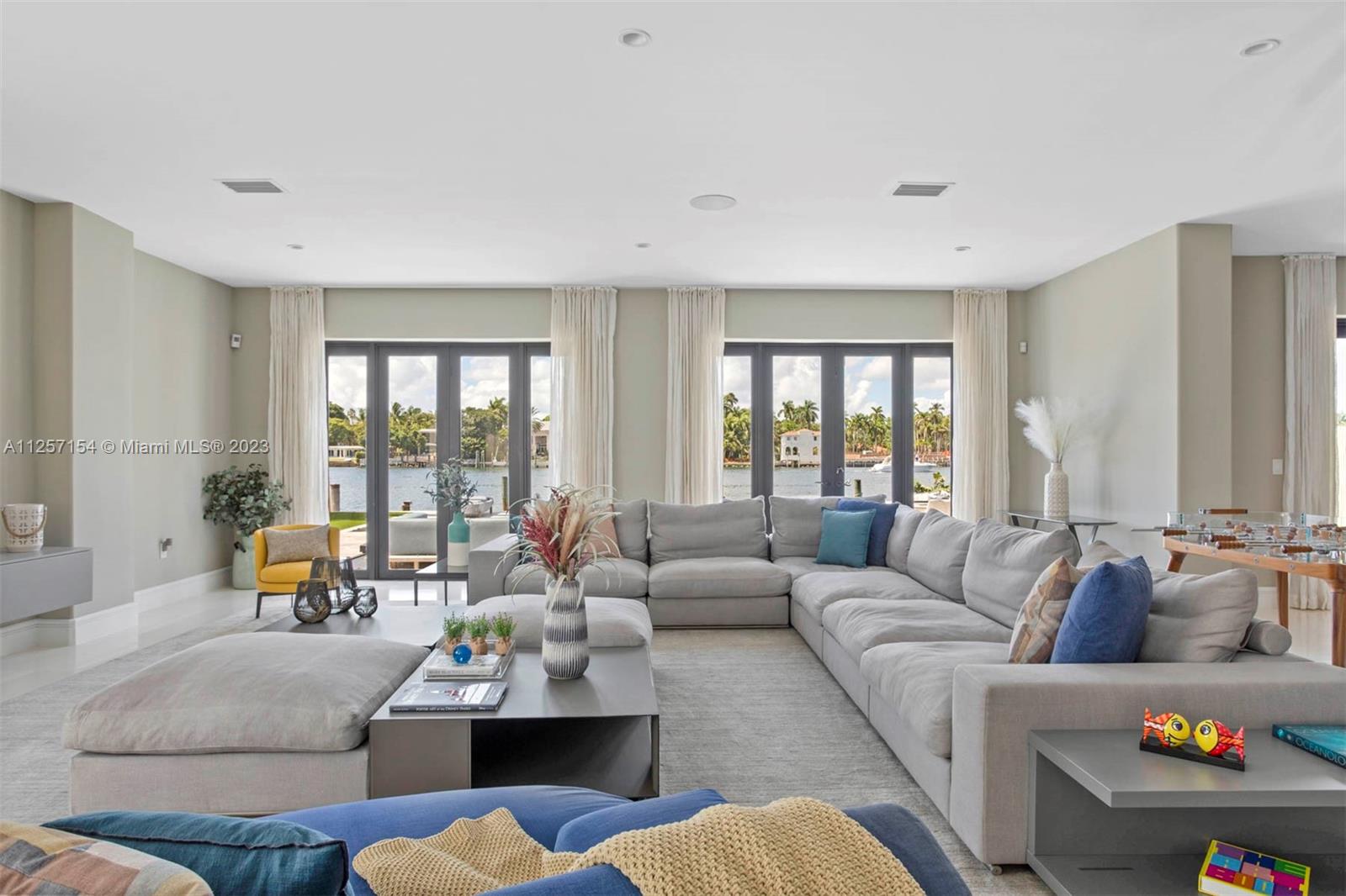 HIBISCUS ISLAND - Residential