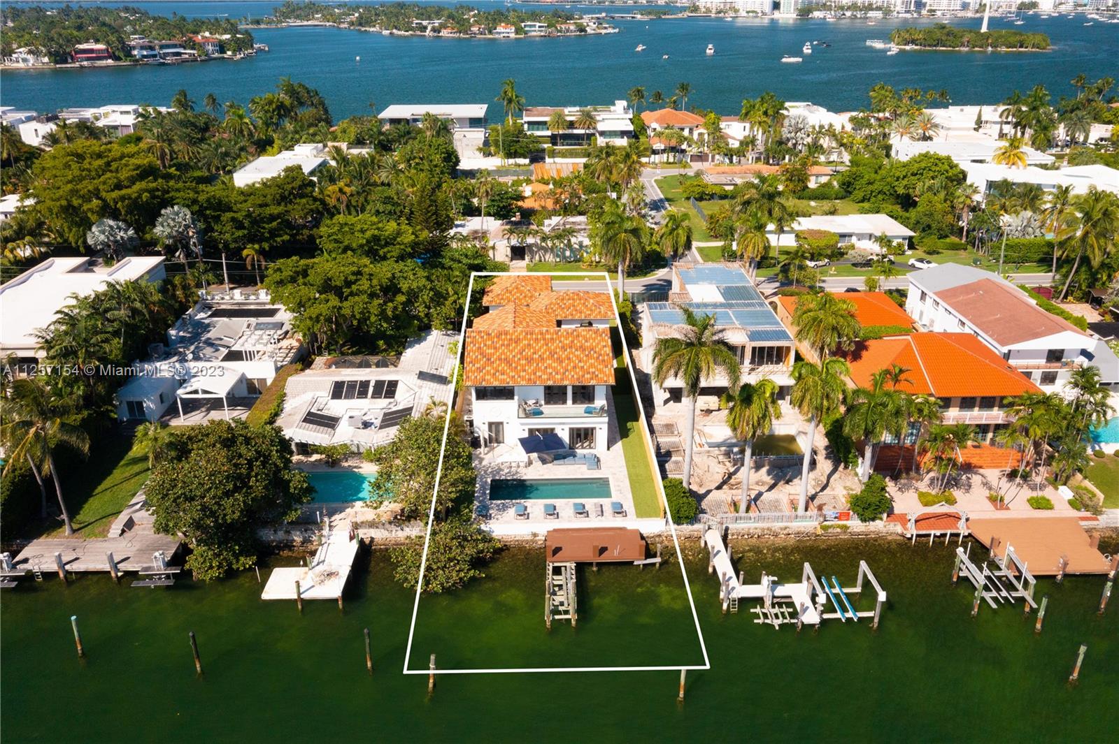 HIBISCUS ISLAND - Residential