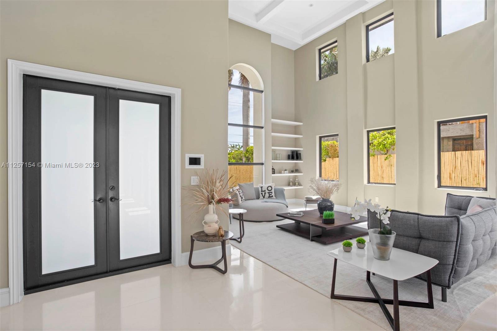 HIBISCUS ISLAND - Residential