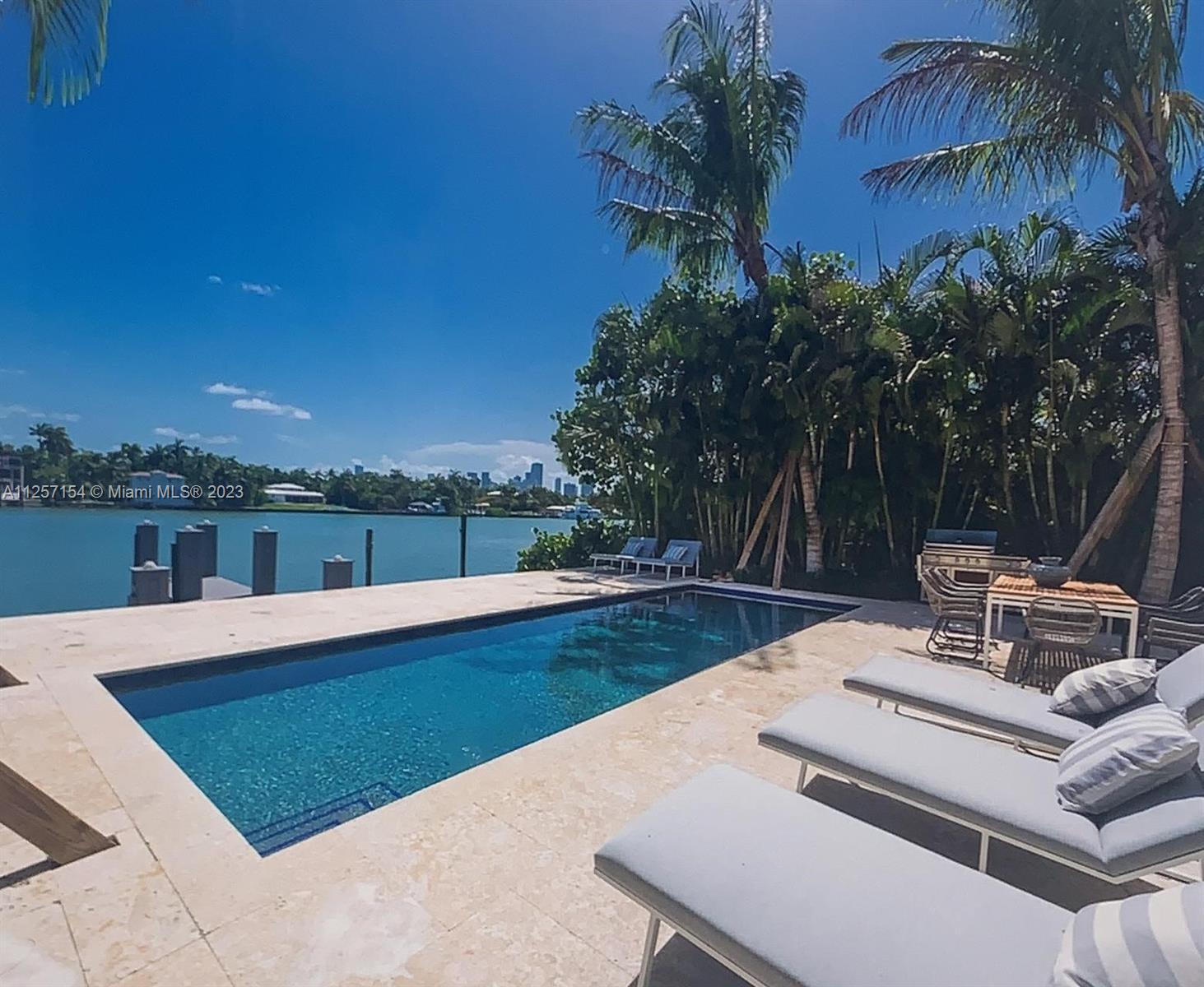 HIBISCUS ISLAND - Residential